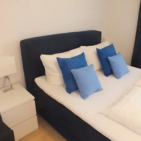 Stylish One-bedroom Near Old Town アパート ニュルンベルク
